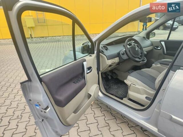 Сірий Рено Сценік, об'ємом двигуна 1.6 л та пробігом 189 тис. км за 4700 $, фото 14 на Automoto.ua