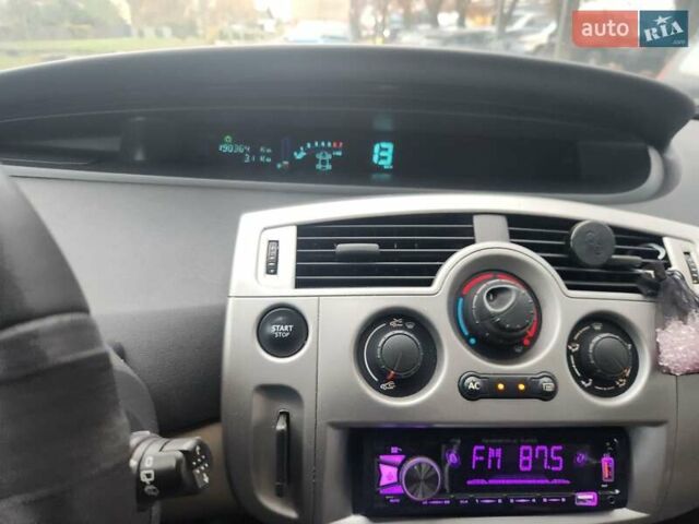Серый Рено Сценик, объемом двигателя 1.6 л и пробегом 190 тыс. км за 4800 $, фото 20 на Automoto.ua
