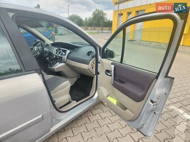 Сірий Рено Сценік, об'ємом двигуна 1.6 л та пробігом 189 тис. км за 4700 $, фото 29 на Automoto.ua