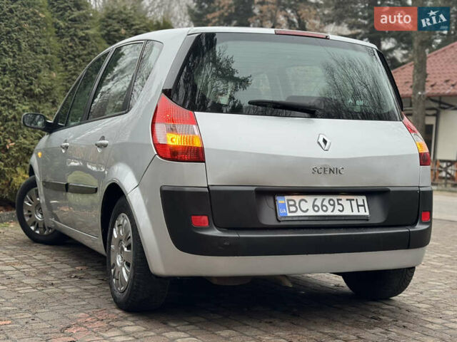 Серый Рено Сценик, объемом двигателя 1.6 л и пробегом 237 тыс. км за 4850 $, фото 11 на Automoto.ua