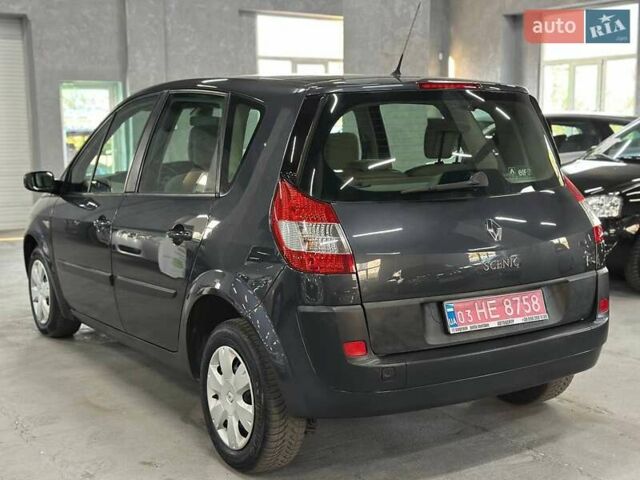 Серый Рено Сценик, объемом двигателя 1.56 л и пробегом 175 тыс. км за 5699 $, фото 4 на Automoto.ua