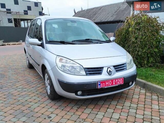 Серый Рено Сценик, объемом двигателя 1.6 л и пробегом 230 тыс. км за 4990 $, фото 2 на Automoto.ua