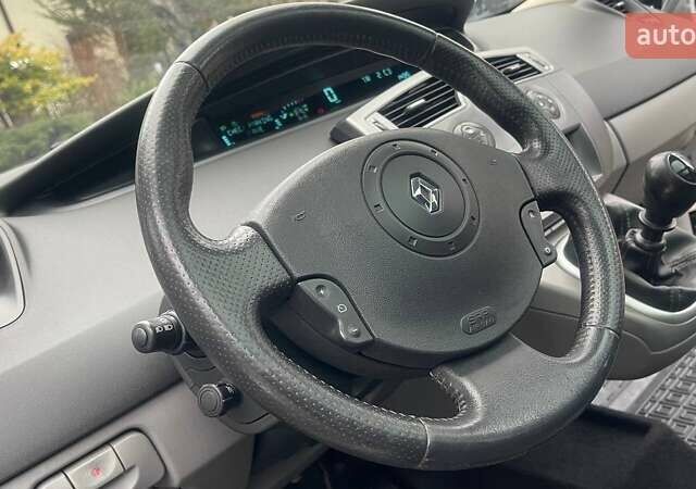 Сірий Рено Сценік, об'ємом двигуна 2 л та пробігом 95 тис. км за 4450 $, фото 76 на Automoto.ua