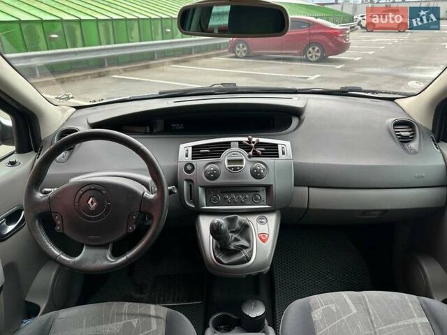 Серый Рено Сценик, объемом двигателя 1.46 л и пробегом 302 тыс. км за 4990 $, фото 11 на Automoto.ua