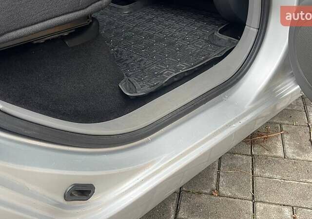 Сірий Рено Сценік, об'ємом двигуна 2 л та пробігом 95 тис. км за 4450 $, фото 66 на Automoto.ua