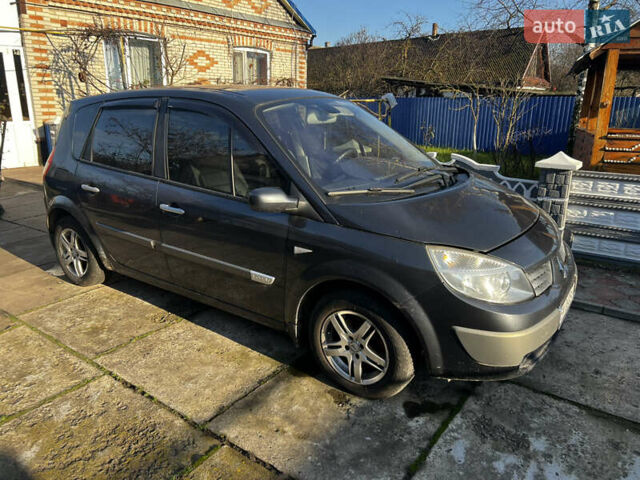 Серый Рено Сценик, объемом двигателя 1.6 л и пробегом 350 тыс. км за 5300 $, фото 1 на Automoto.ua