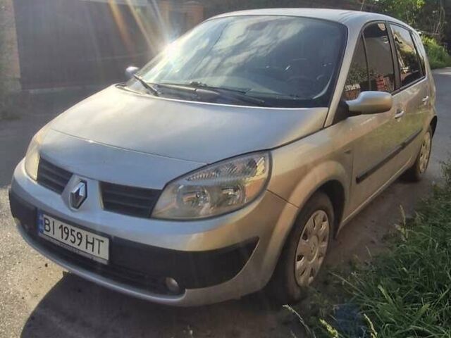 Серый Рено Сценик, объемом двигателя 1.6 л и пробегом 192 тыс. км за 4700 $, фото 4 на Automoto.ua