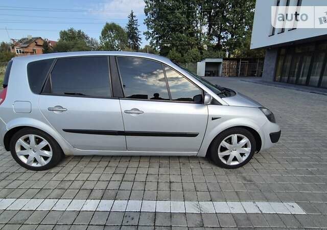 Серый Рено Сценик, объемом двигателя 2 л и пробегом 340 тыс. км за 4399 $, фото 3 на Automoto.ua