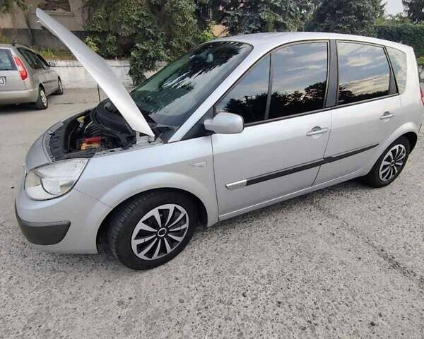 Сірий Рено Сценік, об'ємом двигуна 1.98 л та пробігом 257 тис. км за 5000 $, фото 8 на Automoto.ua