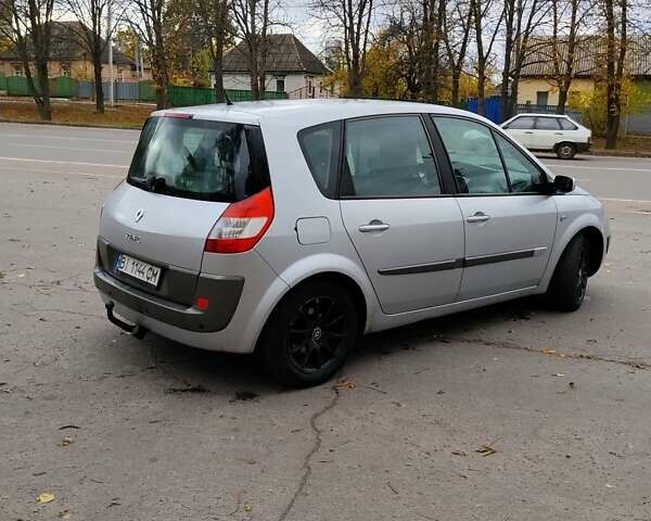 Серый Рено Сценик, объемом двигателя 2 л и пробегом 240 тыс. км за 5700 $, фото 9 на Automoto.ua