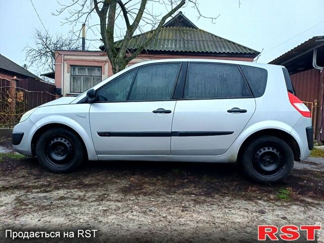 Серый Рено Сценик, объемом двигателя 1.6 л и пробегом 305 тыс. км за 4300 $, фото 3 на Automoto.ua