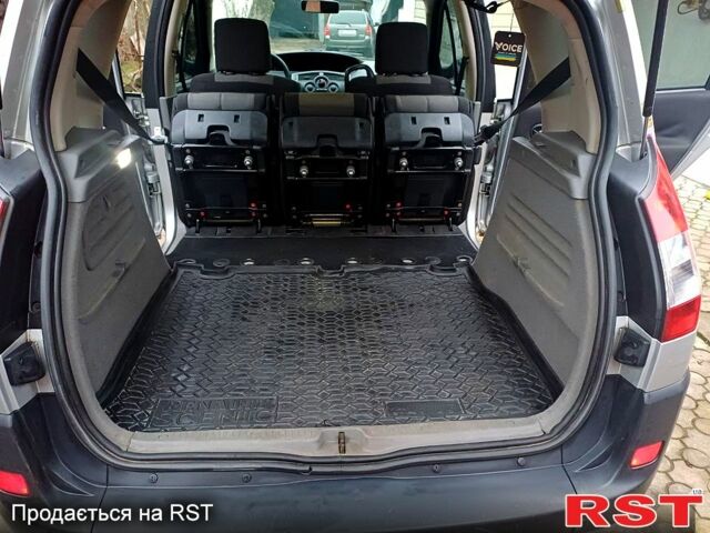 Серый Рено Сценик, объемом двигателя 1.6 л и пробегом 305 тыс. км за 4300 $, фото 11 на Automoto.ua