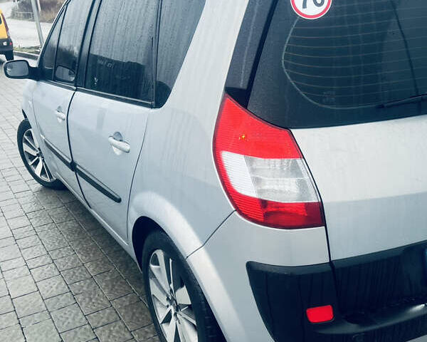 Серый Рено Сценик, объемом двигателя 2 л и пробегом 153 тыс. км за 5150 $, фото 3 на Automoto.ua