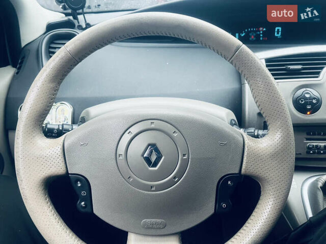 Серый Рено Сценик, объемом двигателя 2 л и пробегом 153 тыс. км за 5150 $, фото 15 на Automoto.ua