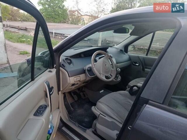 Сірий Рено Сценік, об'ємом двигуна 1.6 л та пробігом 220 тис. км за 5700 $, фото 3 на Automoto.ua