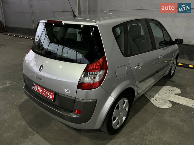 Серый Рено Сценик, объемом двигателя 2 л и пробегом 167 тыс. км за 5888 $, фото 14 на Automoto.ua