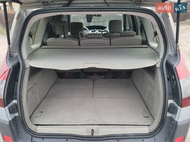 Серый Рено Сценик, объемом двигателя 1.9 л и пробегом 215 тыс. км за 4700 $, фото 14 на Automoto.ua