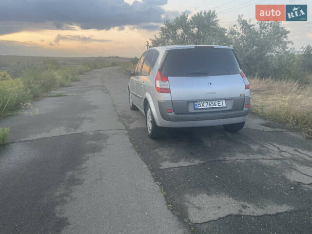 Сірий Рено Сценік, об'ємом двигуна 2 л та пробігом 270 тис. км за 5200 $, фото 5 на Automoto.ua