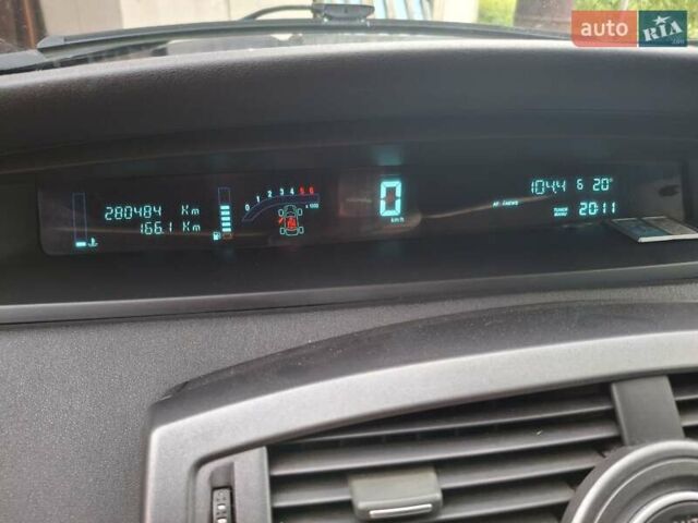 Серый Рено Сценик, объемом двигателя 1.87 л и пробегом 280 тыс. км за 5200 $, фото 13 на Automoto.ua