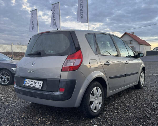 Серый Рено Сценик, объемом двигателя 1.6 л и пробегом 145 тыс. км за 5450 $, фото 2 на Automoto.ua