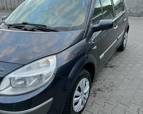 Рено Сценік 2005 у Житомирі на Automoto.ua Сірий Рено Сценік, об'ємом двигуна 1.6 л та пробігом 213 тис. км за 4900 $, фото 2 на Automoto.ua
