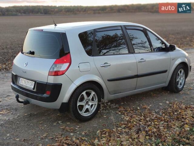 Сірий Рено Сценік, об'ємом двигуна 2 л та пробігом 172 тис. км за 5000 $, фото 4 на Automoto.ua