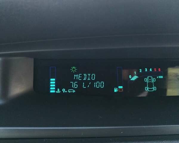 Сірий Рено Сценік, об'ємом двигуна 1.6 л та пробігом 250 тис. км за 4500 $, фото 6 на Automoto.ua