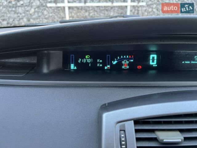 Рено Сценік 2005 у Житомирі на Automoto.ua Сірий Рено Сценік, об'ємом двигуна 1.6 л та пробігом 213 тис. км за 4900 $, фото 15 на Automoto.ua