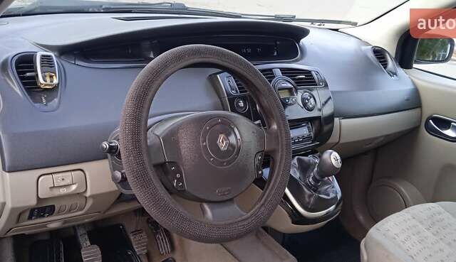 Серый Рено Сценик, объемом двигателя 1.5 л и пробегом 280 тыс. км за 3500 $, фото 18 на Automoto.ua