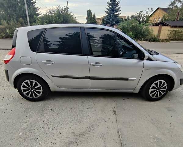 Сірий Рено Сценік, об'ємом двигуна 1.98 л та пробігом 257 тис. км за 5000 $, фото 6 на Automoto.ua