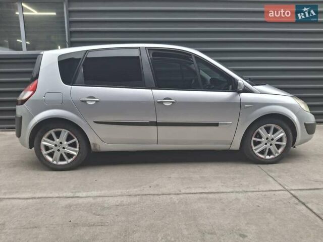 Серый Рено Сценик, объемом двигателя 1.87 л и пробегом 280 тыс. км за 5200 $, фото 2 на Automoto.ua