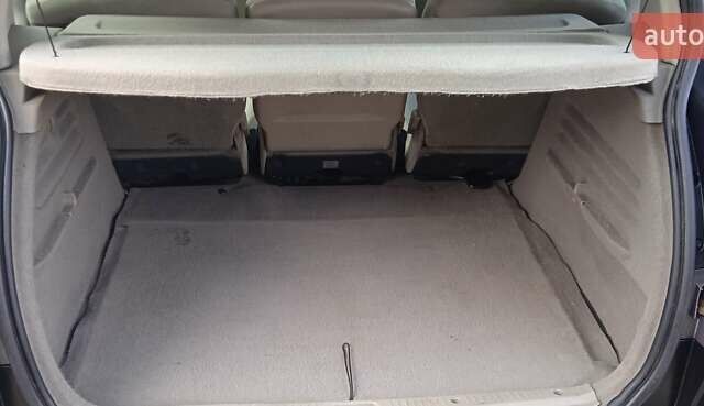 Серый Рено Сценик, объемом двигателя 1.5 л и пробегом 280 тыс. км за 3500 $, фото 14 на Automoto.ua