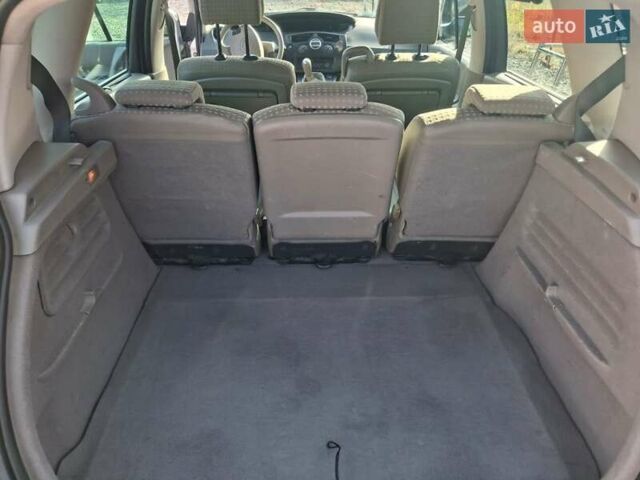 Серый Рено Сценик, объемом двигателя 1.6 л и пробегом 240 тыс. км за 4750 $, фото 13 на Automoto.ua