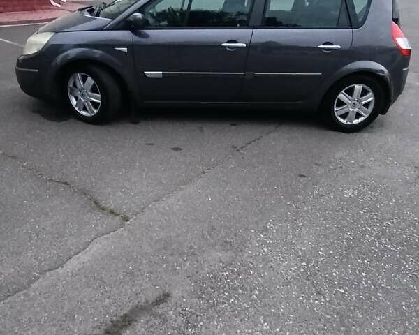 Серый Рено Сценик, объемом двигателя 2 л и пробегом 280 тыс. км за 5200 $, фото 4 на Automoto.ua