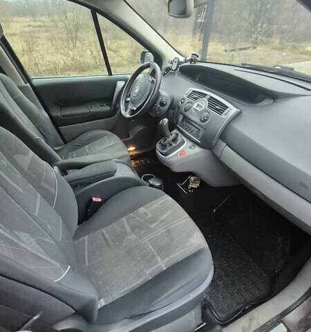 Серый Рено Сценик, объемом двигателя 1.6 л и пробегом 278 тыс. км за 4300 $, фото 38 на Automoto.ua