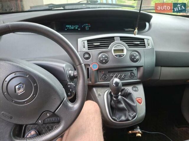 Серый Рено Сценик, объемом двигателя 1.87 л и пробегом 280 тыс. км за 5200 $, фото 15 на Automoto.ua