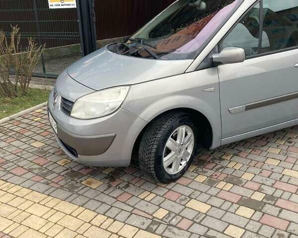 Сірий Рено Сценік, об'ємом двигуна 2 л та пробігом 165 тис. км за 4900 $, фото 1 на Automoto.ua