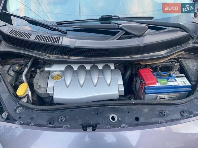 Сірий Рено Сценік, об'ємом двигуна 1.6 л та пробігом 279 тис. км за 4900 $, фото 5 на Automoto.ua