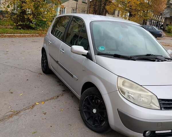 Серый Рено Сценик, объемом двигателя 2 л и пробегом 240 тыс. км за 5700 $, фото 8 на Automoto.ua