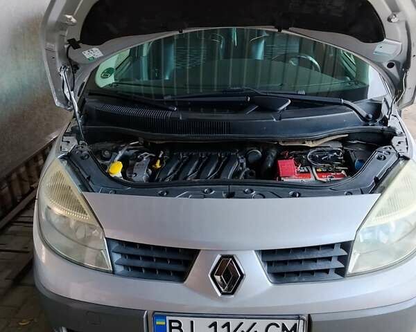 Серый Рено Сценик, объемом двигателя 2 л и пробегом 240 тыс. км за 5700 $, фото 13 на Automoto.ua