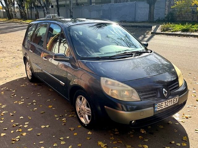 Серый Рено Сценик, объемом двигателя 2 л и пробегом 207 тыс. км за 5300 $, фото 1 на Automoto.ua