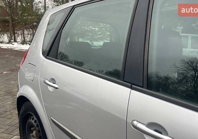 Сірий Рено Сценік, об'ємом двигуна 2 л та пробігом 95 тис. км за 4450 $, фото 45 на Automoto.ua