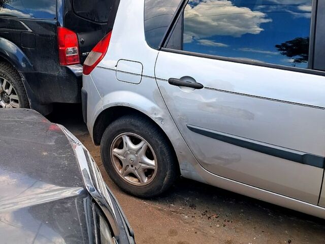 Серый Рено Сценик, объемом двигателя 1.5 л и пробегом 0 тыс. км за 1700 $, фото 12 на Automoto.ua