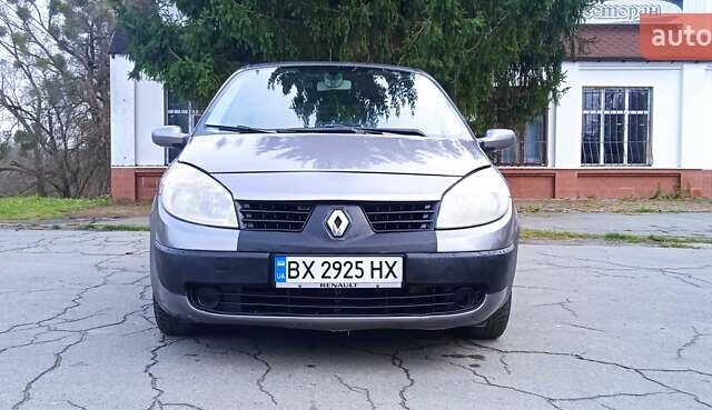 Серый Рено Сценик, объемом двигателя 1.5 л и пробегом 280 тыс. км за 3500 $, фото 3 на Automoto.ua