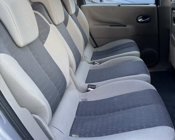 Серый Рено Сценик, объемом двигателя 1.6 л и пробегом 145 тыс. км за 5450 $, фото 20 на Automoto.ua