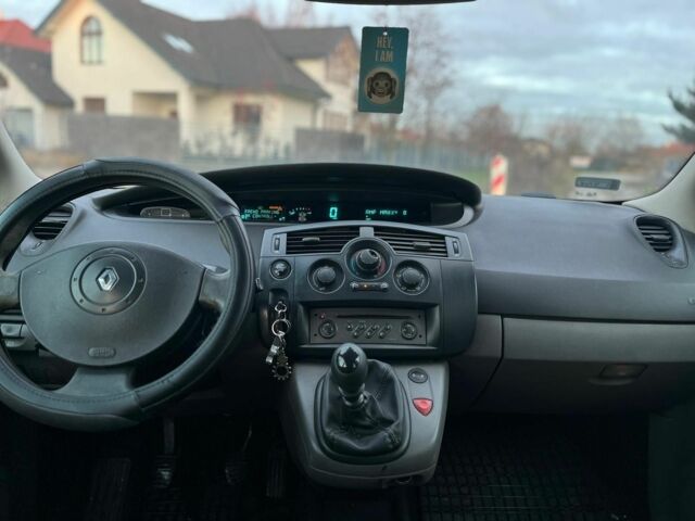 Серый Рено Сценик, объемом двигателя 0 л и пробегом 286 тыс. км за 2450 $, фото 5 на Automoto.ua