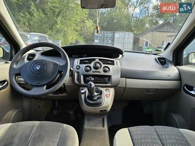Сірий Рено Сценік, об'ємом двигуна 1.6 л та пробігом 200 тис. км за 2700 $, фото 16 на Automoto.ua