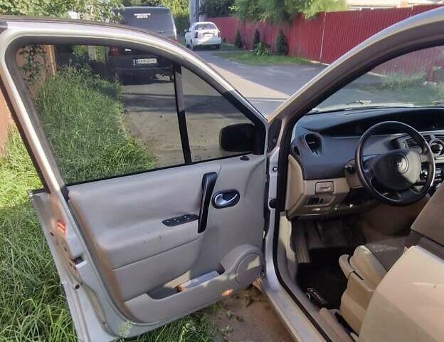 Серый Рено Сценик, объемом двигателя 1.6 л и пробегом 192 тыс. км за 4700 $, фото 21 на Automoto.ua