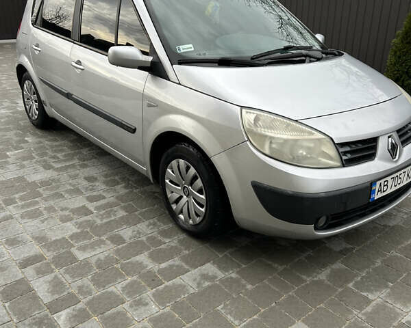 Сірий Рено Сценік, об'ємом двигуна 1.6 л та пробігом 300 тис. км за 3850 $, фото 1 на Automoto.ua