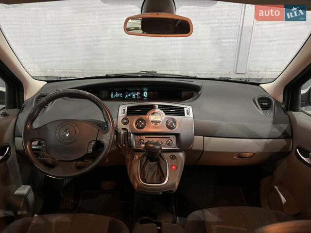 Серый Рено Сценик, объемом двигателя 2 л и пробегом 167 тыс. км за 5888 $, фото 40 на Automoto.ua
